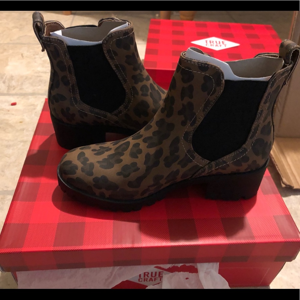 Women’s boots